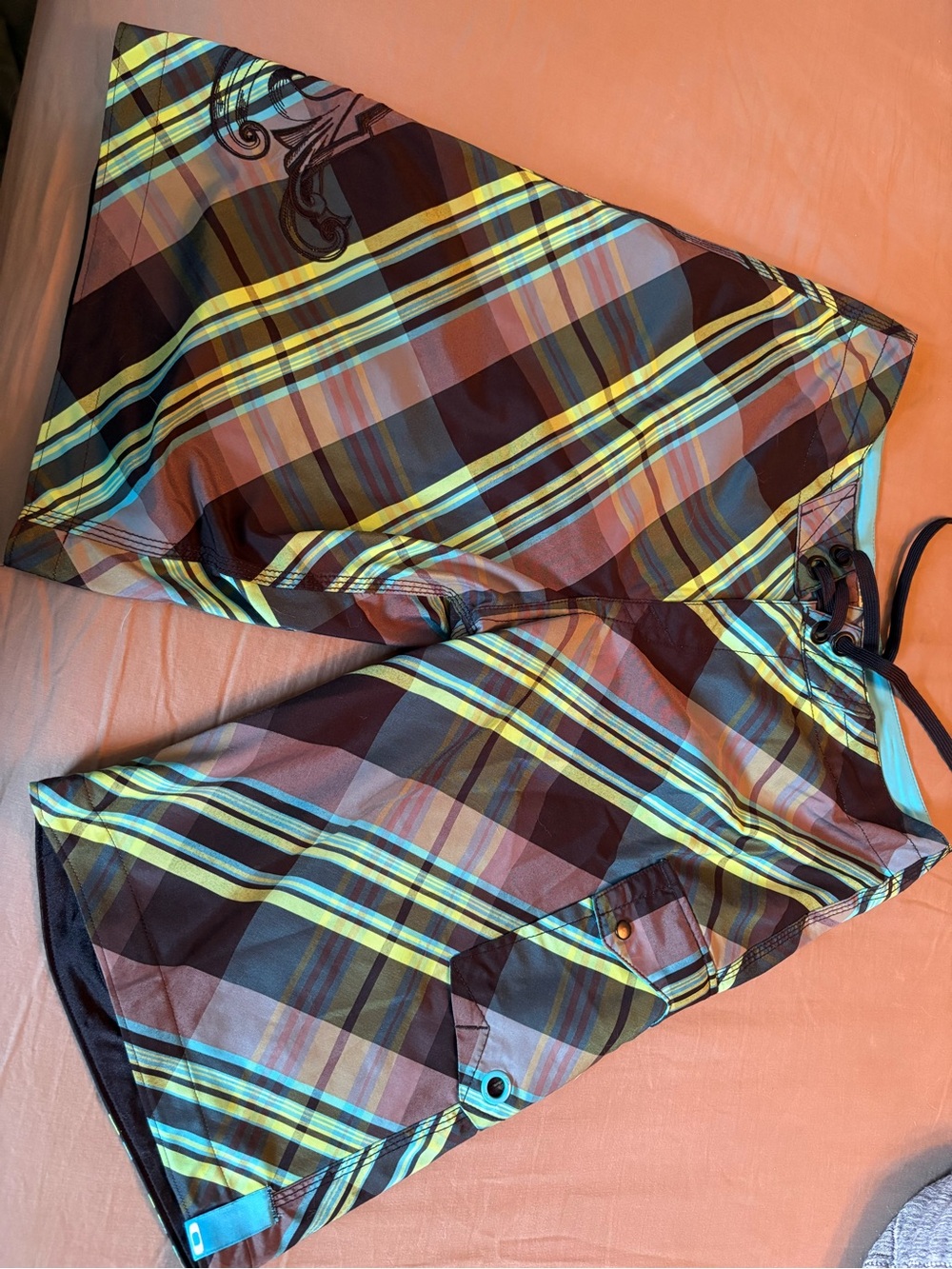 Oakley men’s boardshorts with embroidery